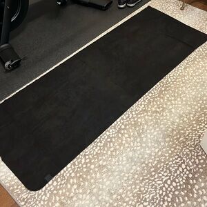 lululemon yoga towel/blanket